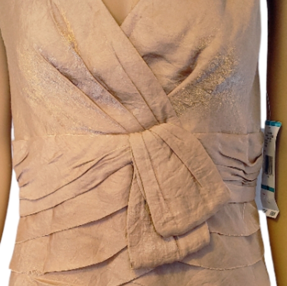 JONES WEAR GOLD SLEEVELESS FRONT BOW DRESS SZ 16 - Picture 4 of 9